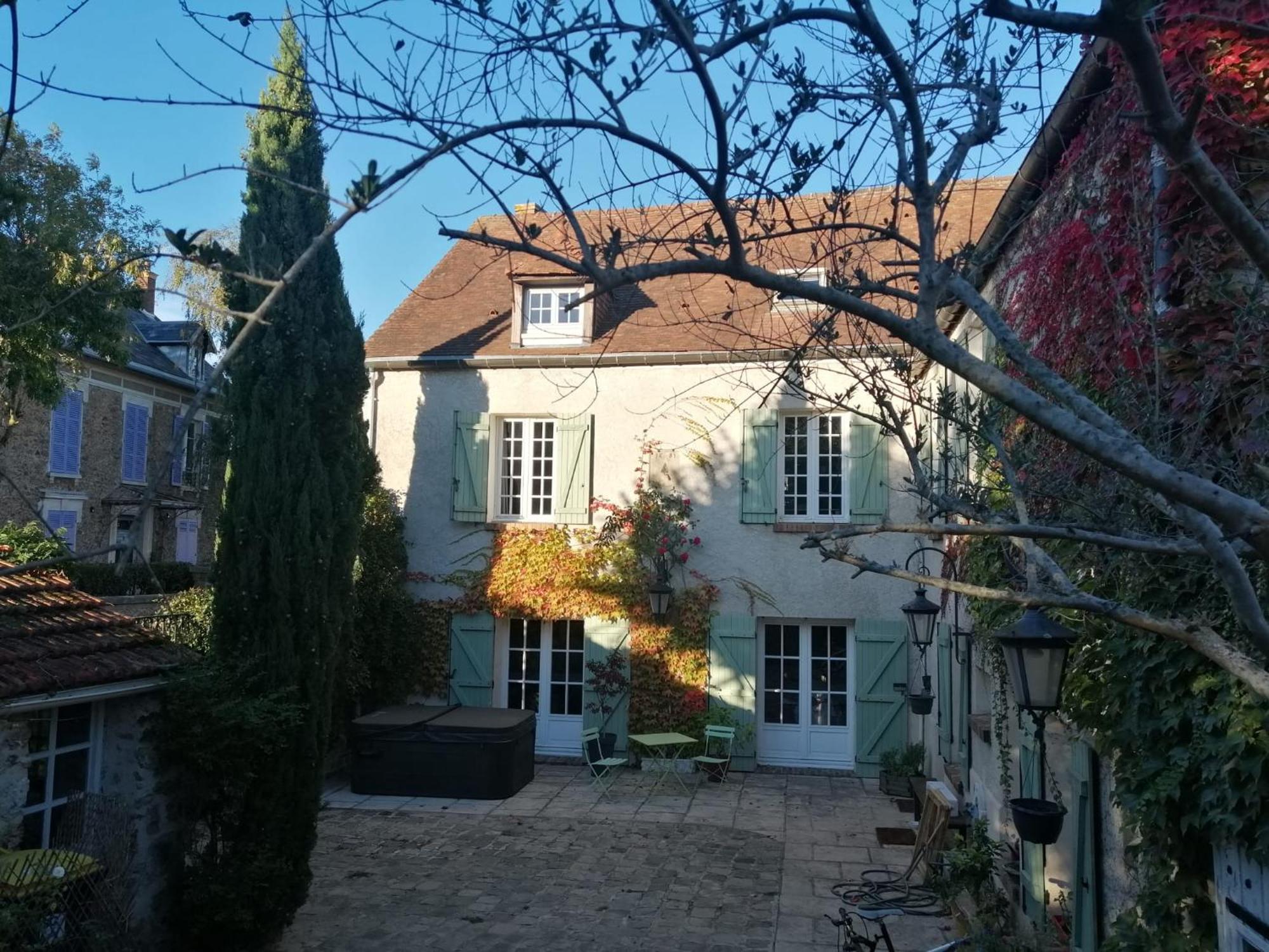 Maison D'Hotes La Source Magny-les-Hameaux Exteriér fotografie