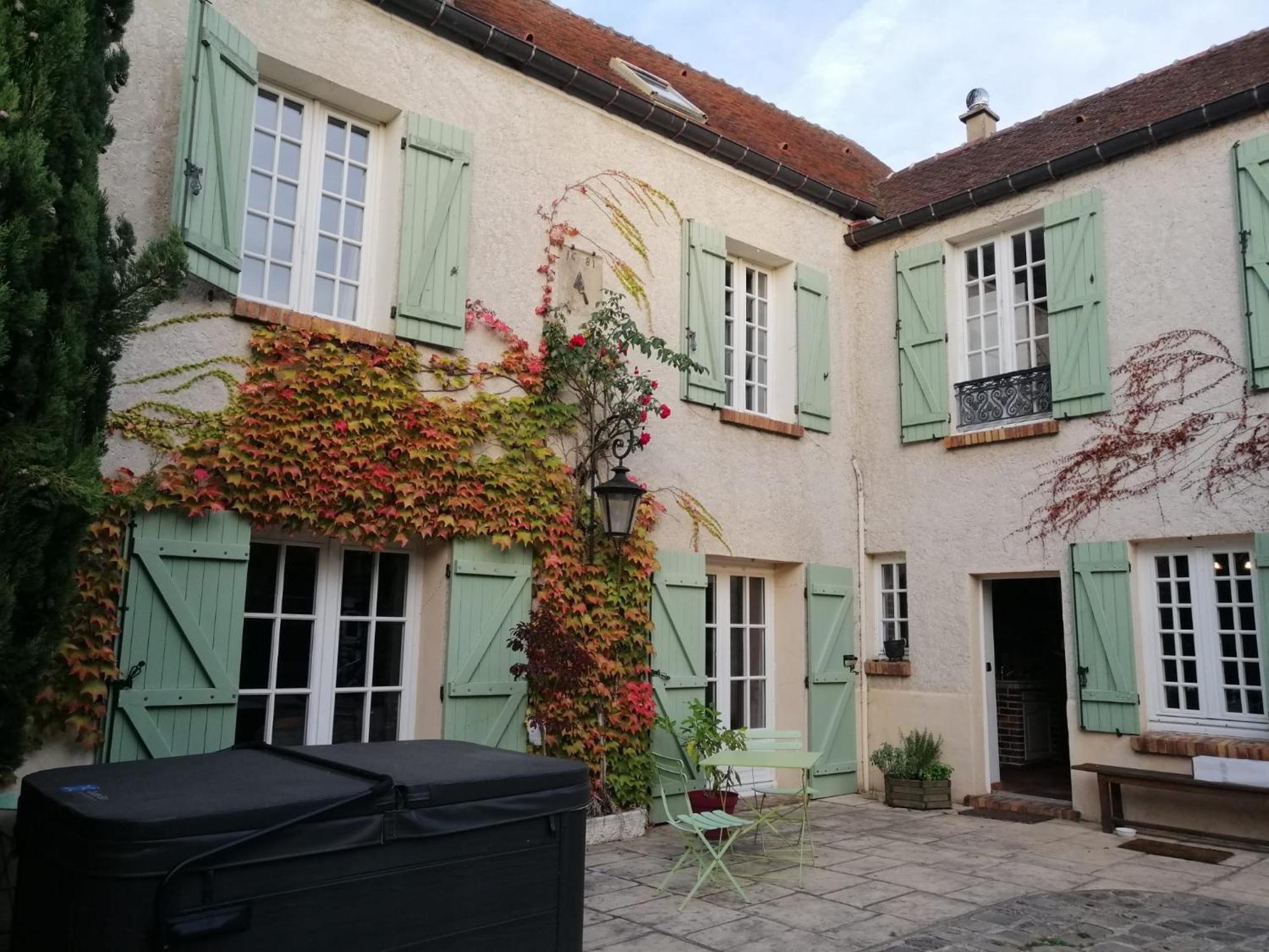 Maison D'Hotes La Source Magny-les-Hameaux Exteriér fotografie