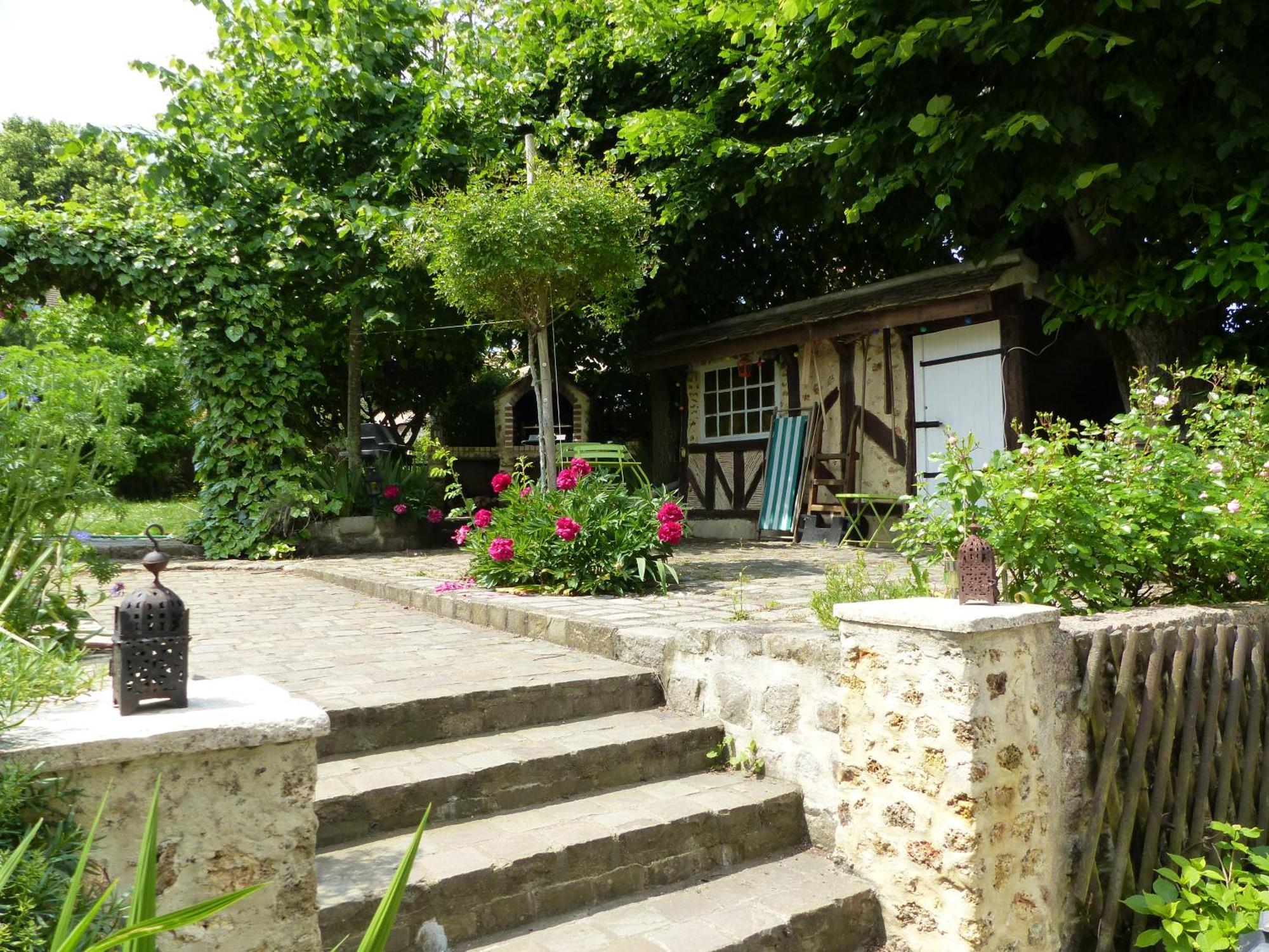Maison D'Hotes La Source Magny-les-Hameaux Exteriér fotografie